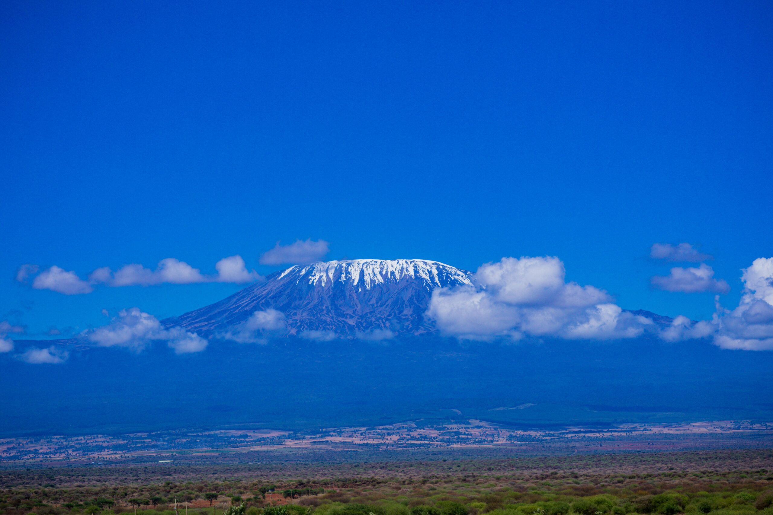 Ruta Marangu hacia la Cumbre del Kilimanjaro